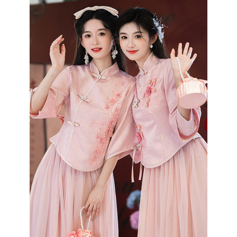 中国のブライズメイドドレス 2025 新しい中国風のチャイナドレス結婚式の姉妹ドレスブライズメイドグループスリム Xiuhe イブニングドレス女性のための|undefined