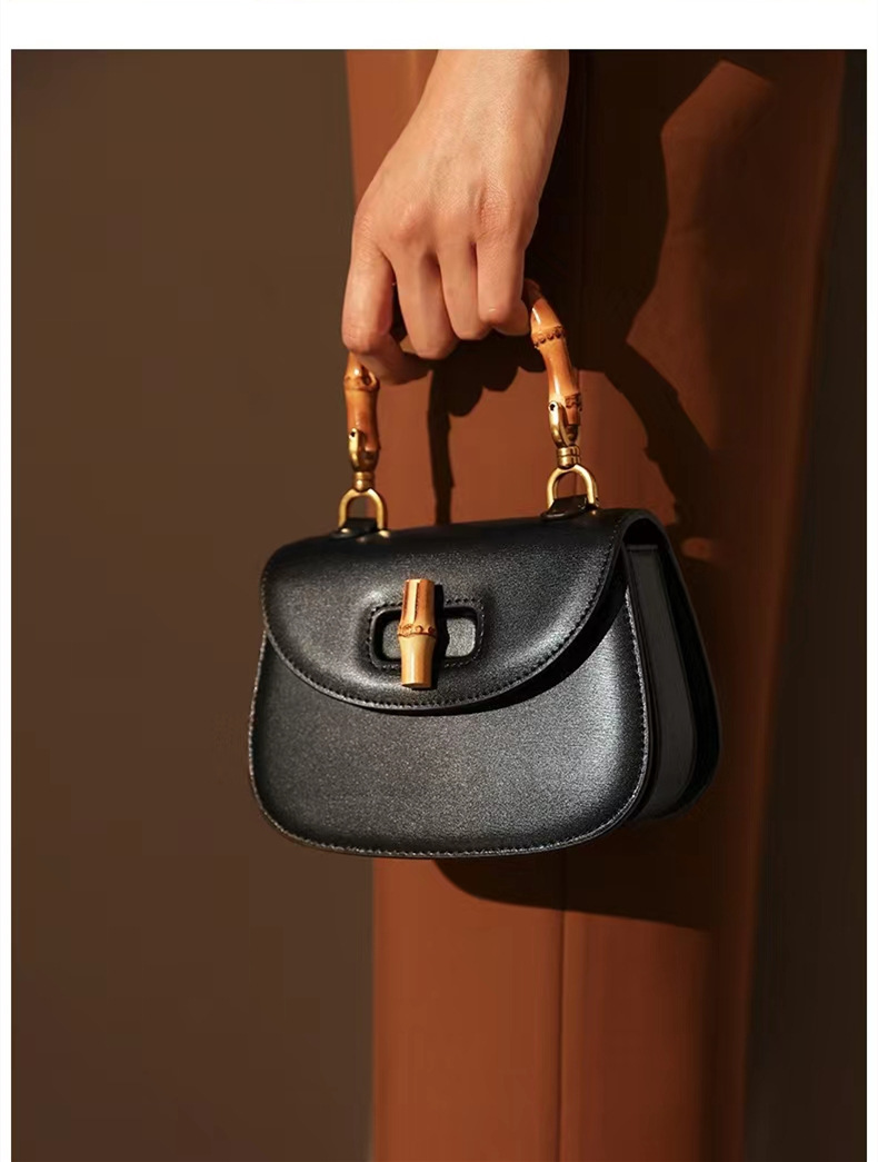 2024 Nuova borsa da donna in bambù primavera/estate con alta qualità e design unico Borsa da sella a tracolla con tracolla portatile di lusso leggera di alta qualità_voghion.com