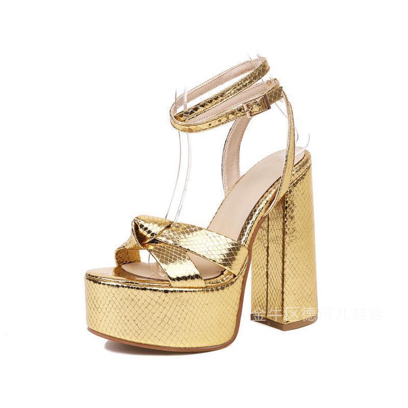 2022 European and American Water Platform Thick-soled High-heeled Women's Shoes Summer Thick-heeled Sandals Bright Color Strap plus size Foreign Trade 2022 European and American Water Platform Thick-soled High-heeled Women's Shoes Summer Thick-heeled Sandals Bright Color Strap plus size Foreign Trade