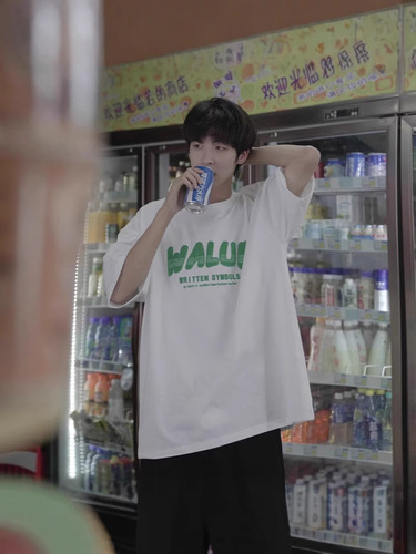 2025 Hong Kong-style trend brand men's heavy-duty short-sleeve ice-cold American street anime summer ice silk half-sleeve T-shirt