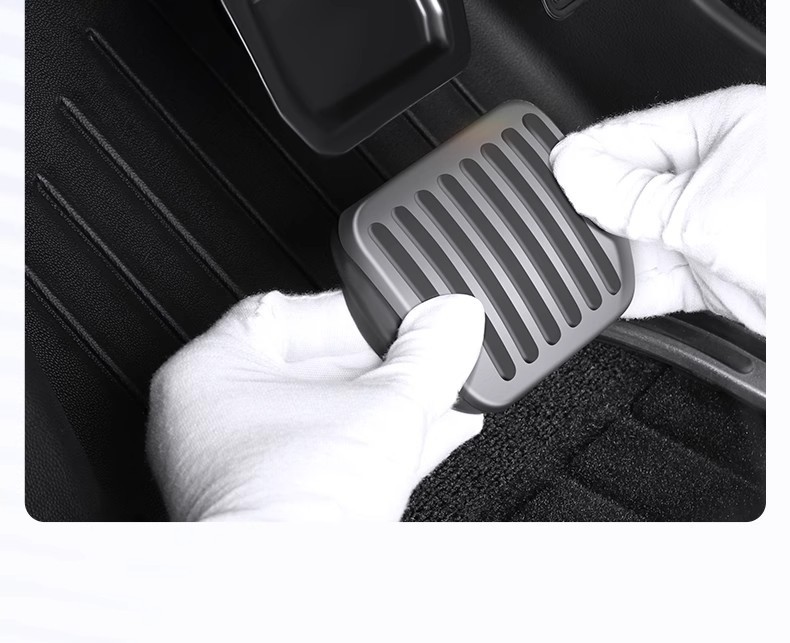 Suitable for Tesla's New Model 3/Y Accelerator Brake Rest Pedal Cover Metal Interior Modification Accessories