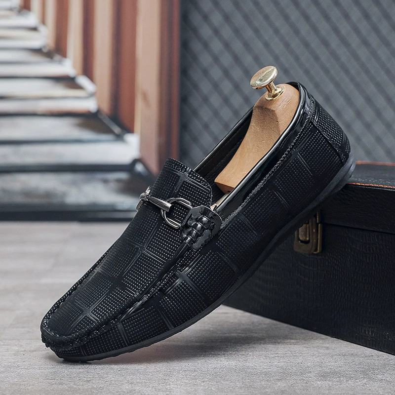 2024 Летняя новая мужская обувь дикая классическая кожа с мягким принтом