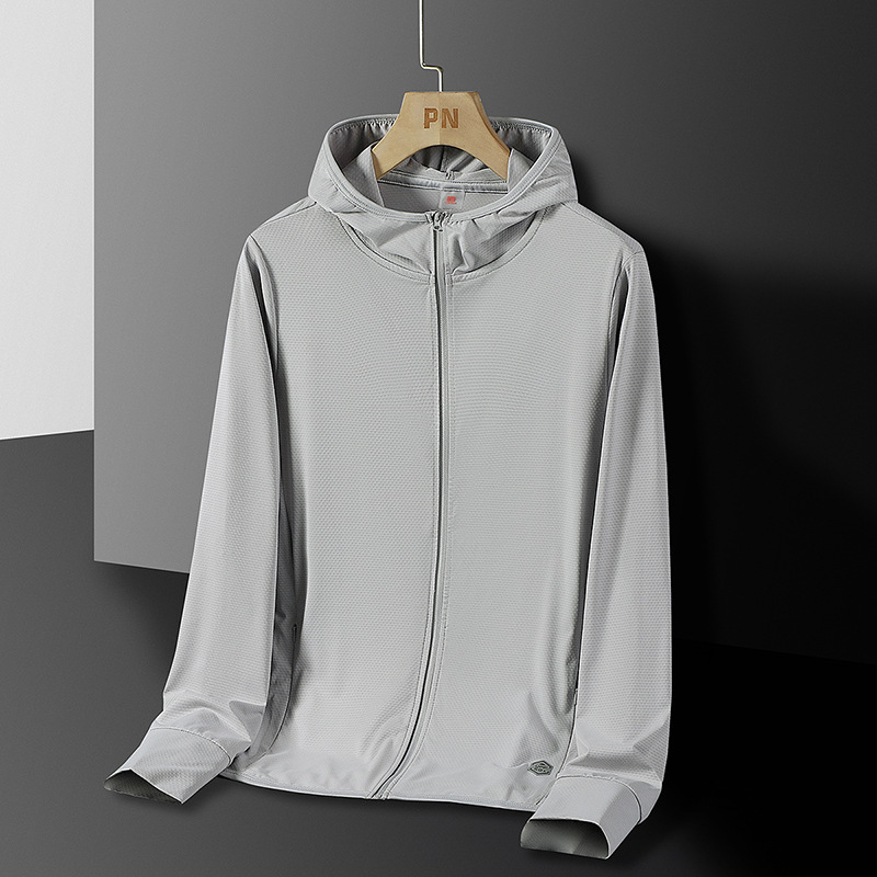 Men's summer thin jacket, ice silk outdoor skin shirt, ultra-thin, breathable, UV protection sun protection clothing for men.