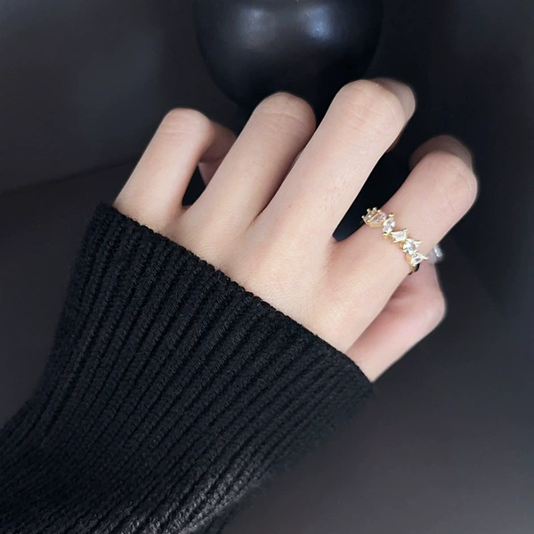 Ring with stone with zircon, JZ0879