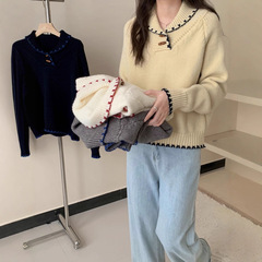 2025秋青果领撞色慵懒牛角扣套头毛衣女温柔感宽松软糯针织衫上衣