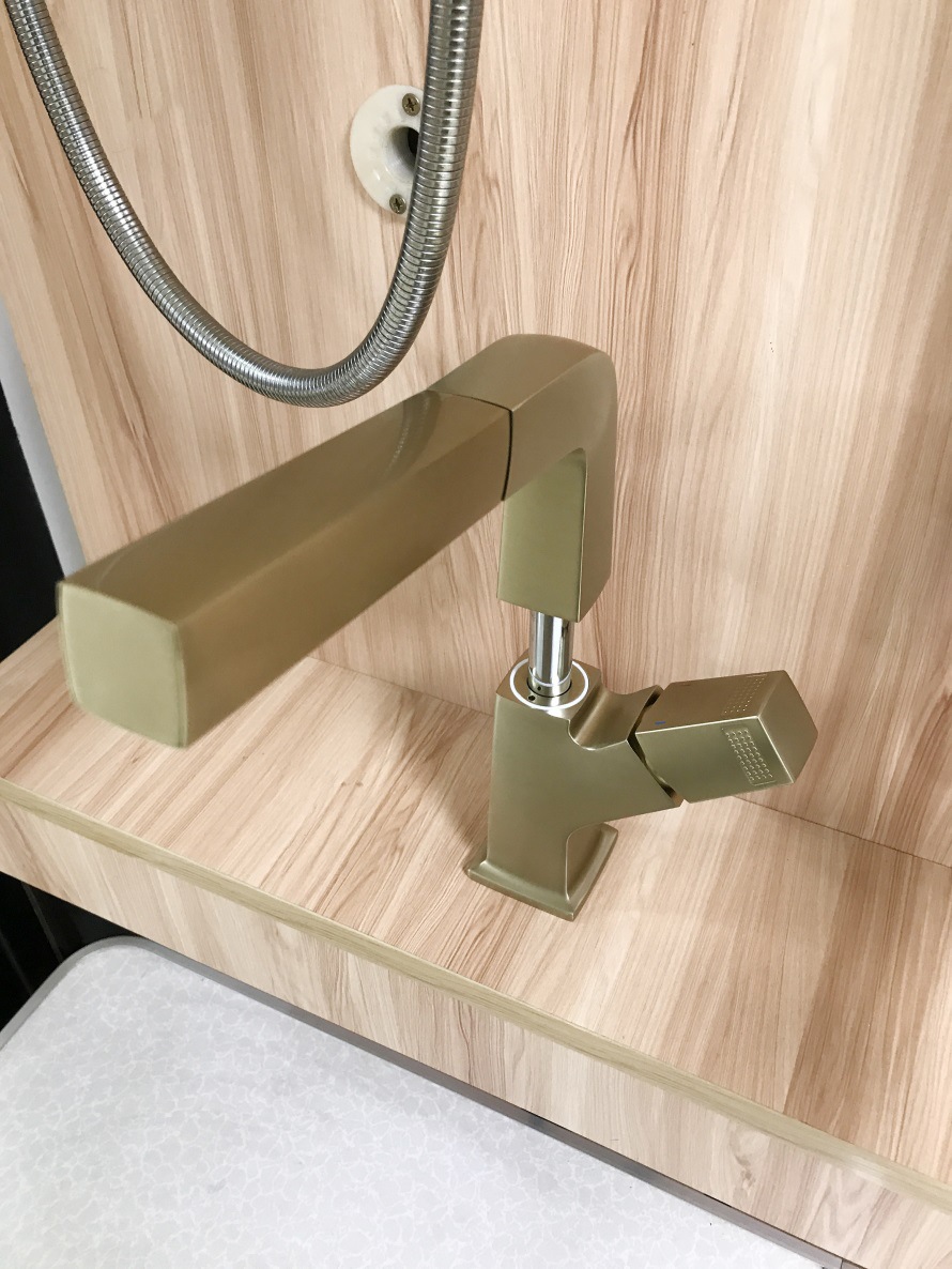 Kaiping Youjia Sanitary Ware Single Hole Gun Ash Two Function Square Basin Lifting and Pulling Hot and Cold Faucet 31632