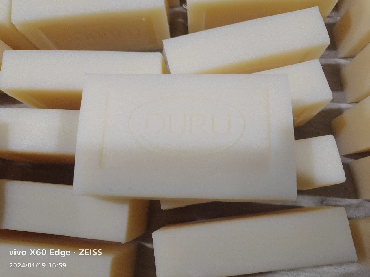 Заводское производство, экспортное мыло для стирки с ароматом лемонграсса, 150 грамм в каждом бруше, с длительным свежим ароматом.