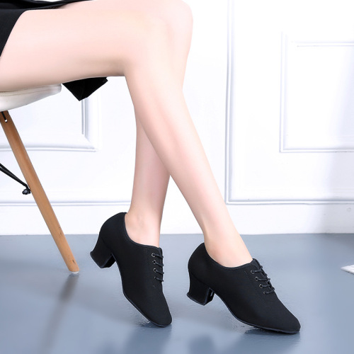 Women's Latin dance shoes soft-soled square dance adult teachers medium-heeled tendon cloth dance shoes national standard waltz dance shoes