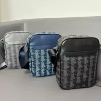 Мужская сумка вертикальная маленькая сумка для плеча бизнес повседневная сумка на плечо черная новая 2025