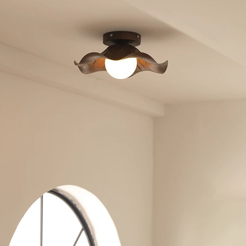 Luz de pasillo de entrada francesa Flor antigua Luz de techo de balcón Estilo americano Retro 2024 Nueva luz de pasillo de guardarropa