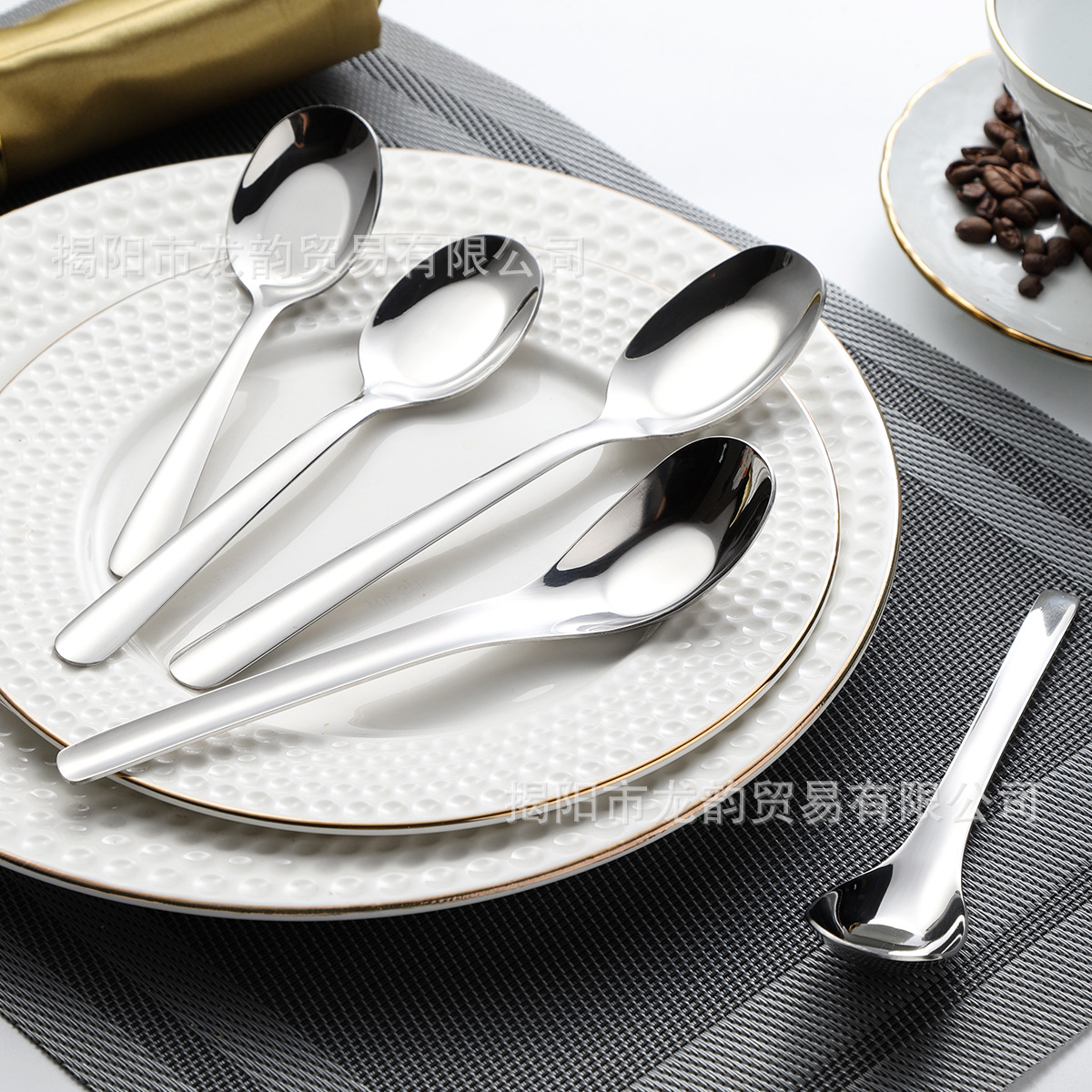Comercio exterior 304 cucharas redondas de acero inoxidable de fondo profundo, cucharas de cubierta de hotel de alta calidad, cucharas de comedor, cucharas de salsa, cucharas de salsa