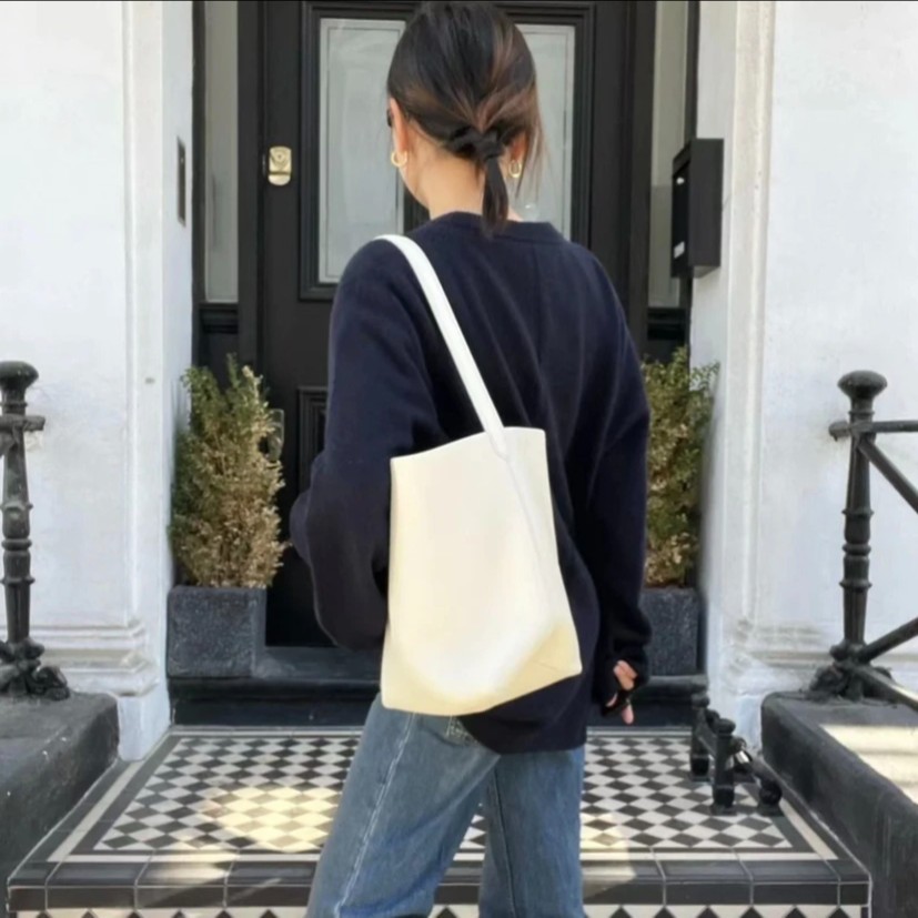 Bolso de cubo de piel de vaca para mujer, gran capacidad, estilo perezoso, hombro, axila, bolso grande 2024 nuevo bolso de ocio