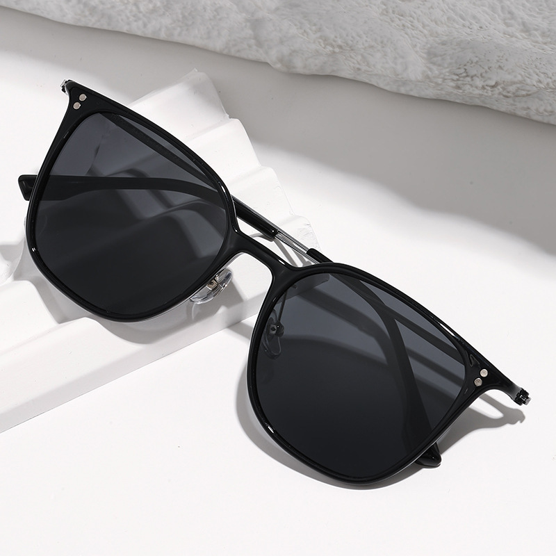 New Style Sunglasses with a High-End Feel, Make the Face Look Smaller, Large Frame, Popular on Tiktok, Uv Protection, Sun Protection, Suitable for Photography