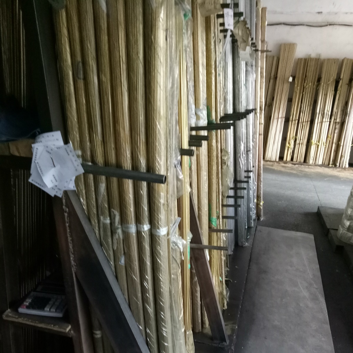 HPb62-3环保铆料黄铜棒 C36000小五金毛细黄铜棒 高档把手铜棒