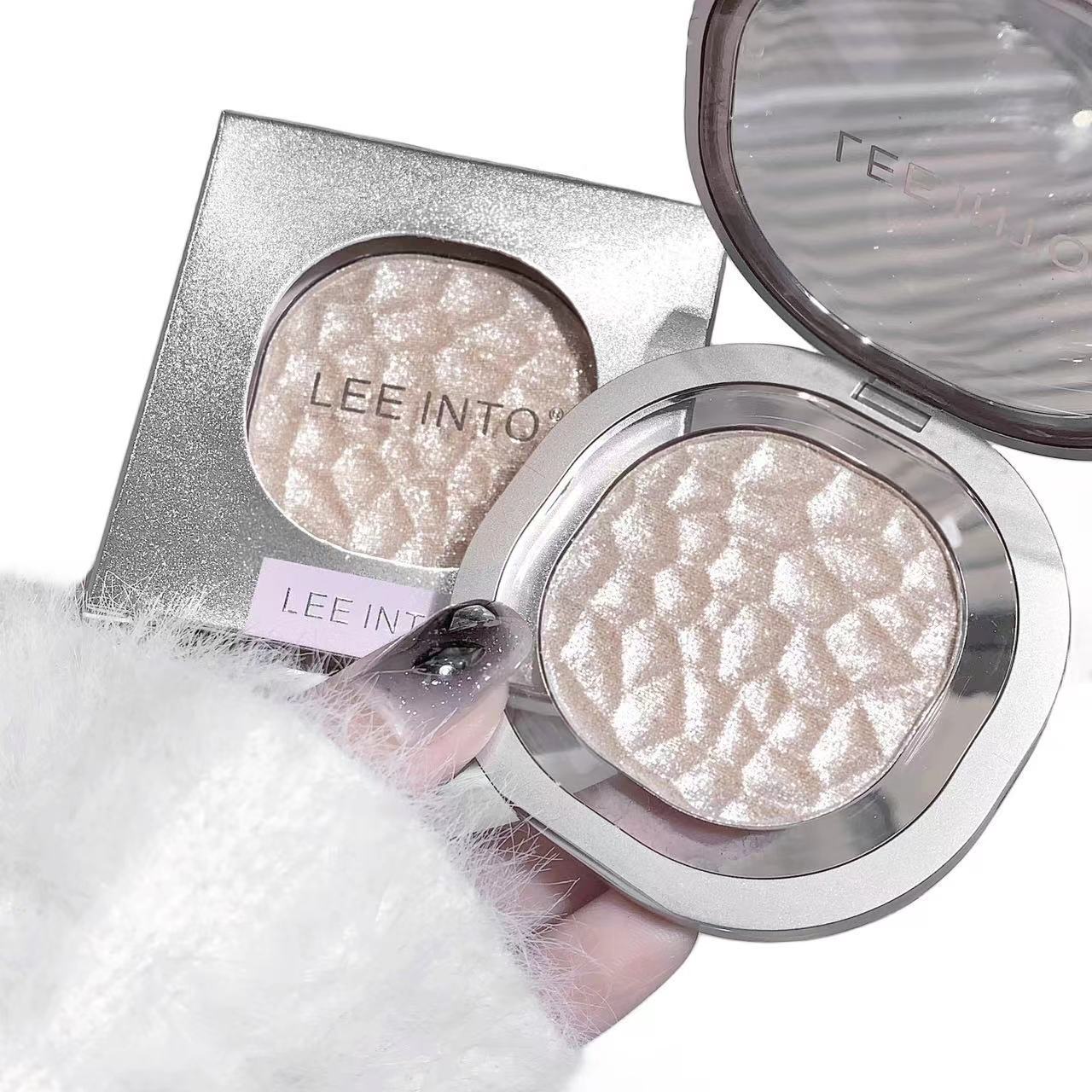 LEEINTO Polvo de alto brillo rejuvenecedor nacarado, puré de papas brillante, brillo, paleta de sombras de ojos, belleza transfronteriza