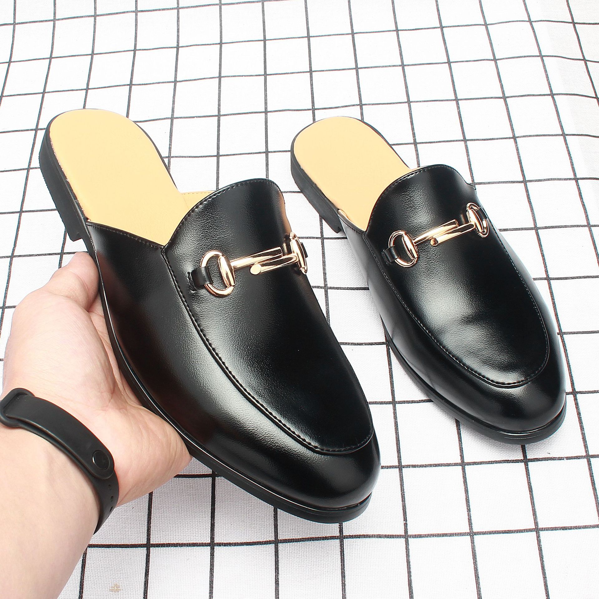 2022��Ь�ļ�����ƤЬһ�ŵ������׽�����ʱ���д�����Ь127