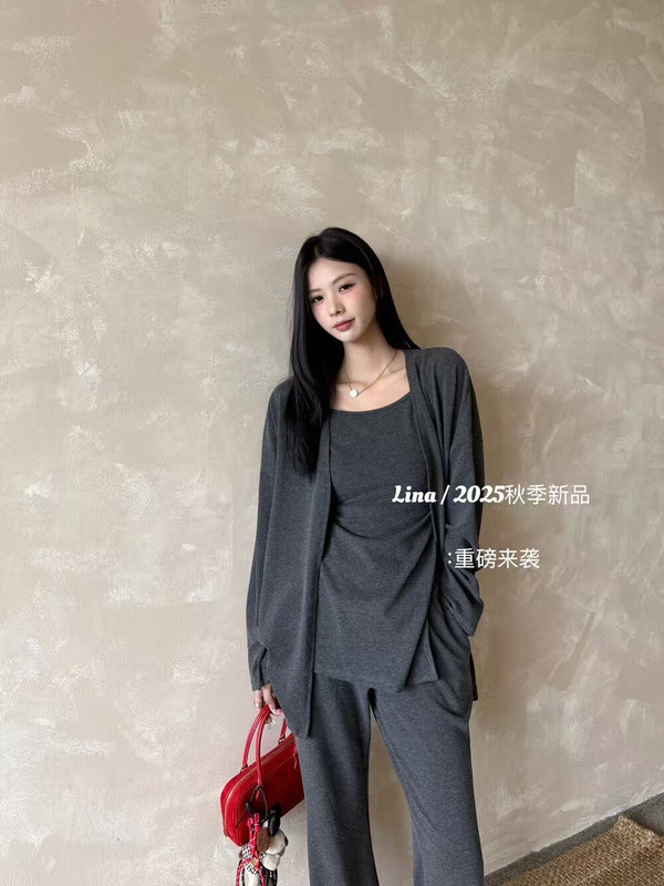 LINA十三行正品2025秋季新款韩版洋气纯色背心+针织开衫+微喇裤套|undefined