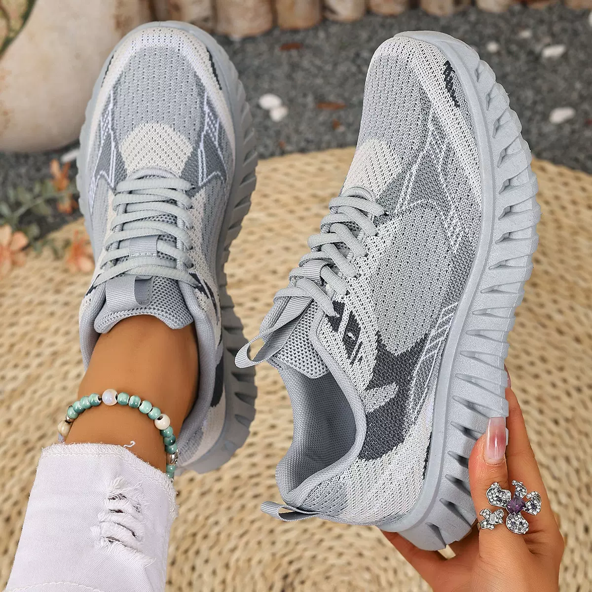 2026跨境鞋子女春秋新款百搭厚底运动鞋时尚防滑单鞋软底休闲鞋女