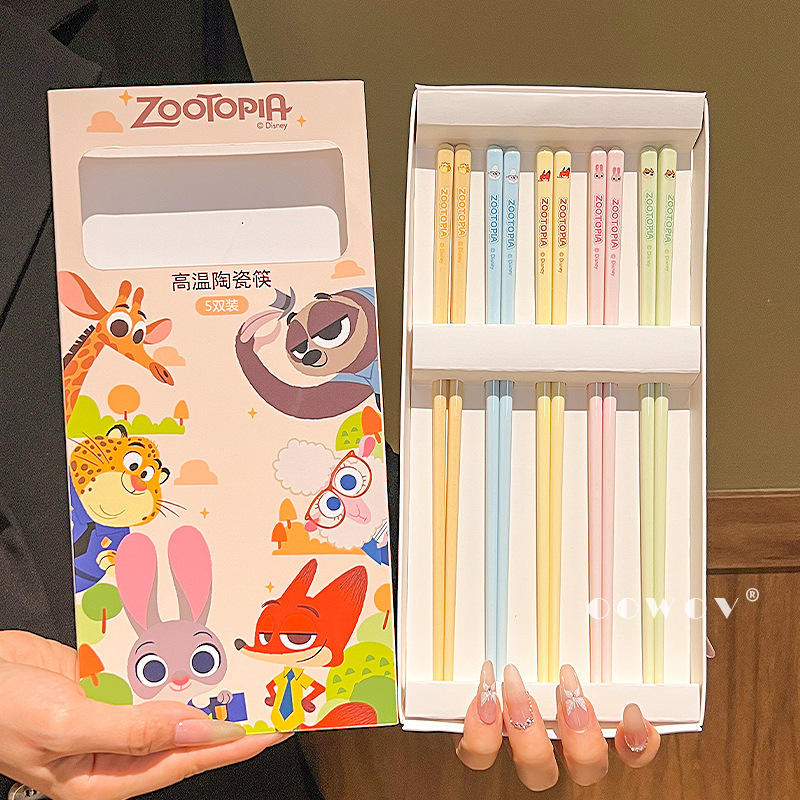 疯狂动物城朱迪尼克陶瓷筷子家用一人一筷防霉潮耐高温卡通陶瓷筷|undefined