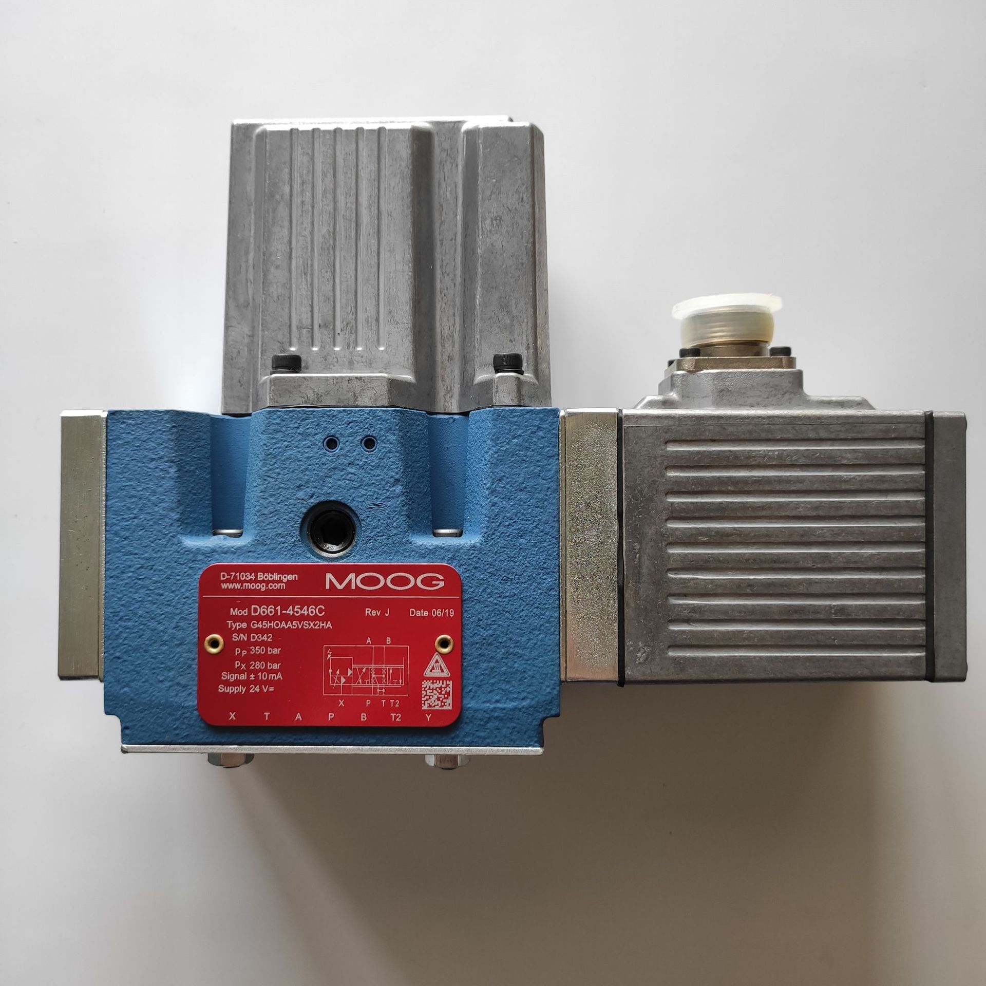 美国 MOOG/穆格 D661-4546C  伺服阀