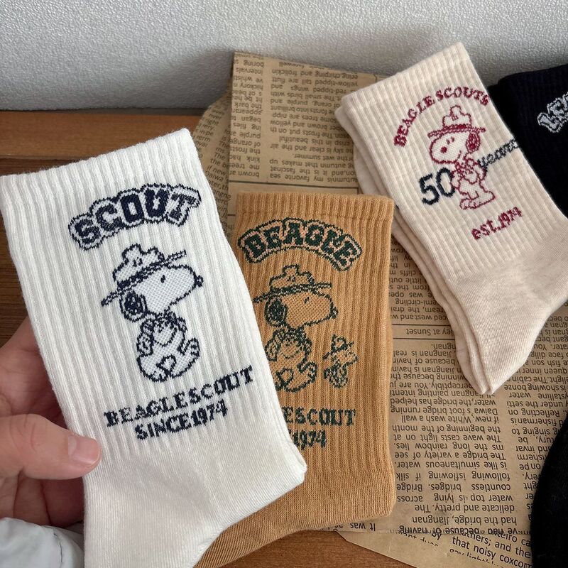 Japanese-Style Snoopy Mid-Calf Socks for Women, High-Elastic Sports Style, Cute Cartoon, Simple Spring and Summer Cotton Socks for Men