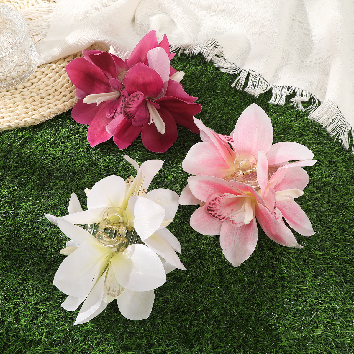 Women's Flower Sweet Mixed Materials Hair Claws display picture 4