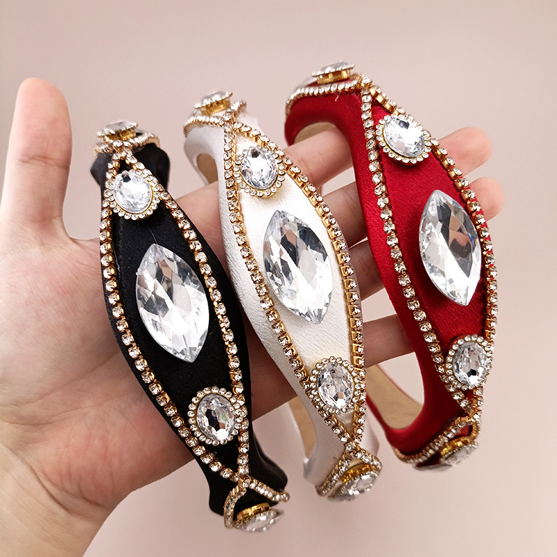 CB20170008-3.5cm三椭圆水钻布艺塑料发箍-主图