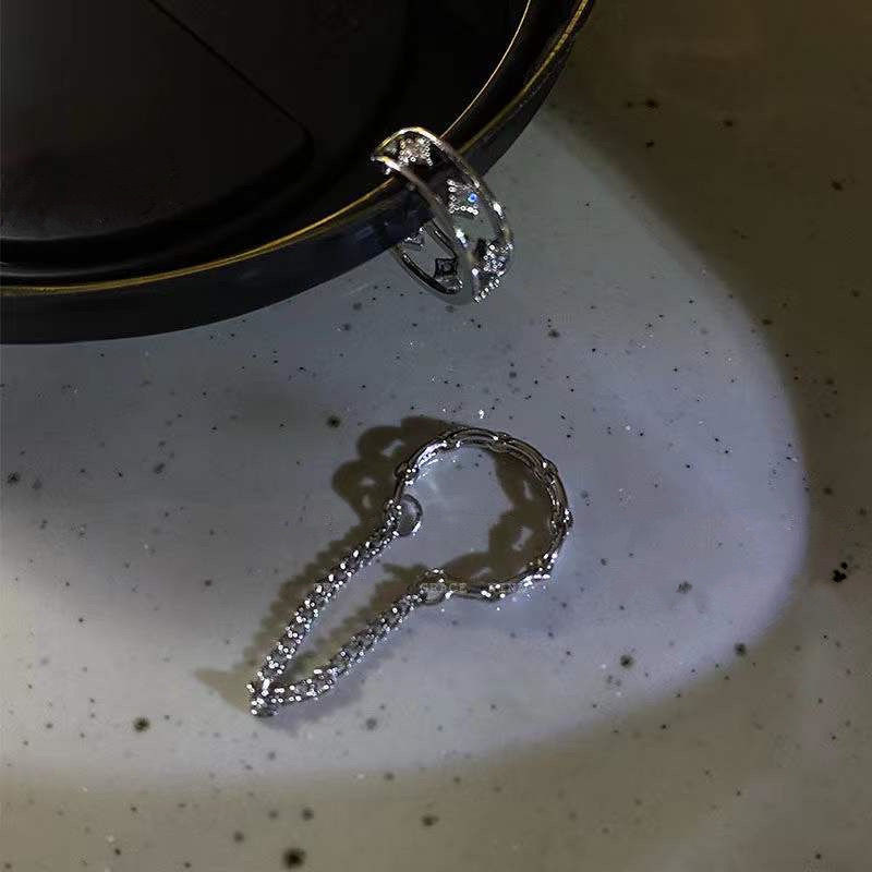 Cadena asimétrica borla oreja clip de hueso nicho diseño clip de oreja sin pendientes femeninos perforados en pendientes de estilo frío