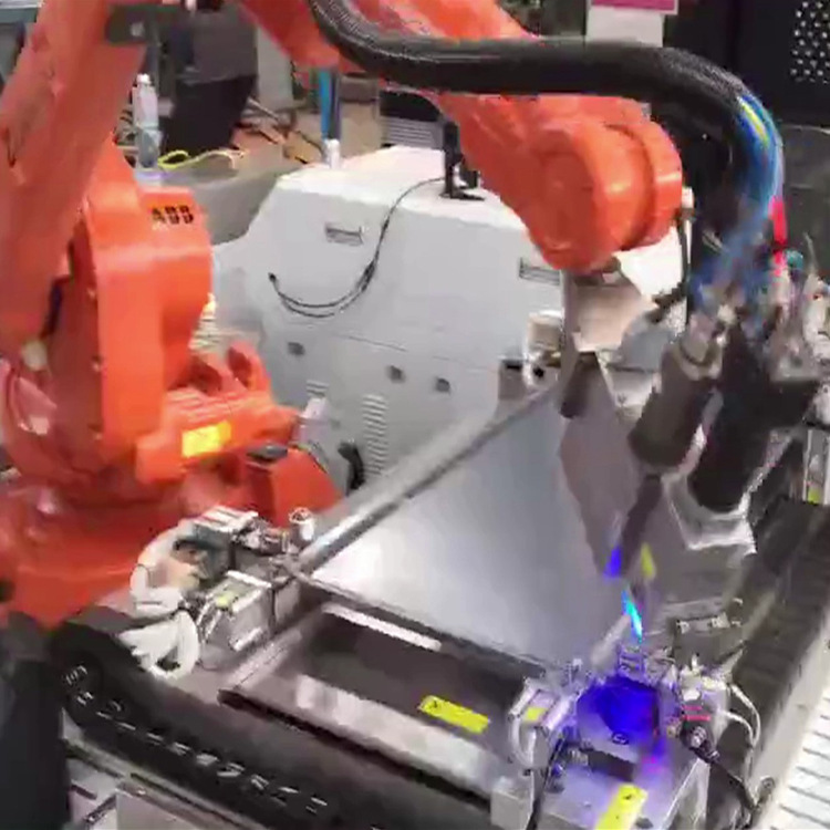优惠供应机器人激光焊接 ABB机器人激光切割 6轴机器人激光焊割