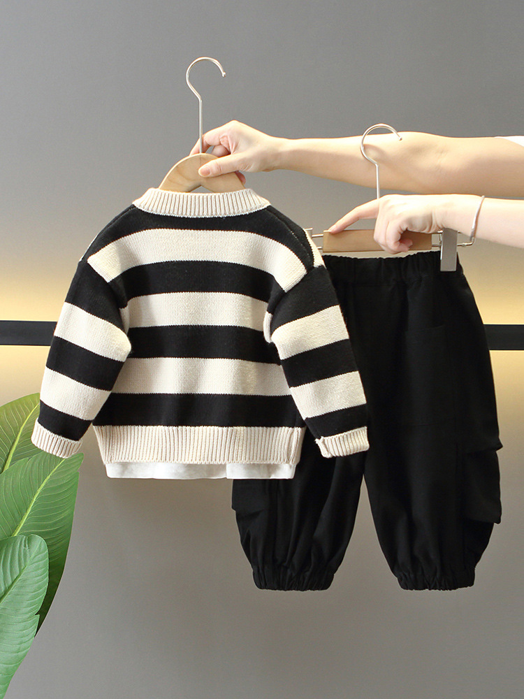 Conjunto de Otoño para Niños 6152, Nuevo Conjunto de Tres Piezas de Suéter para Niños, Estilo Coreano, Primavera y Otoño 2026