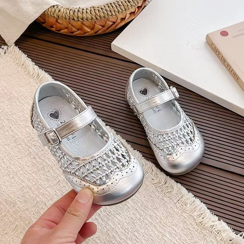Zapatos de moda para niñas versátiles 2026 verano nuevos zapatos casuales transpirables para niños zapatos marizhen image 5