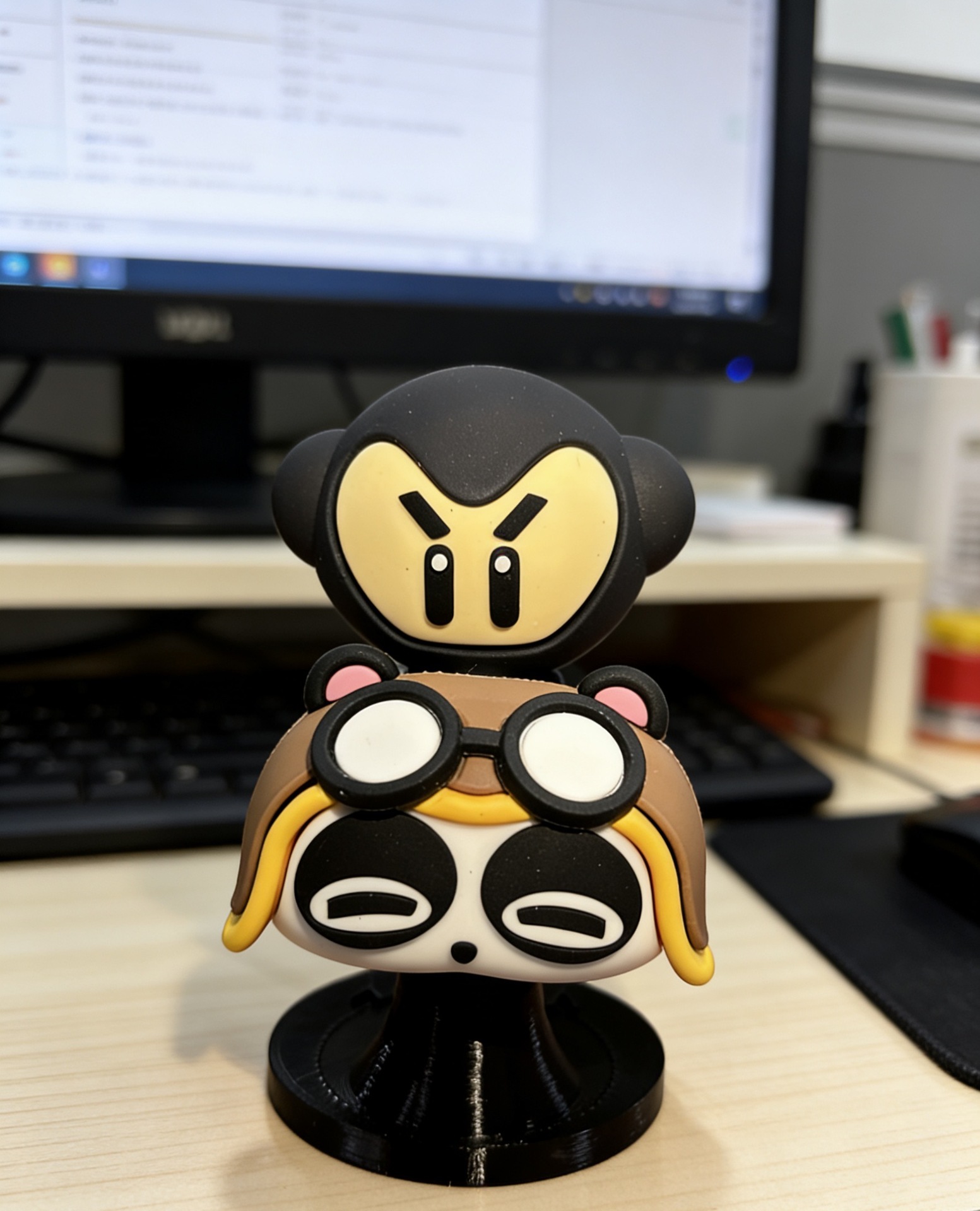 In-Stock New Retro Racing Kart Panda G3 Car Interior Decoration Rotating Ornament for Car Dashboard