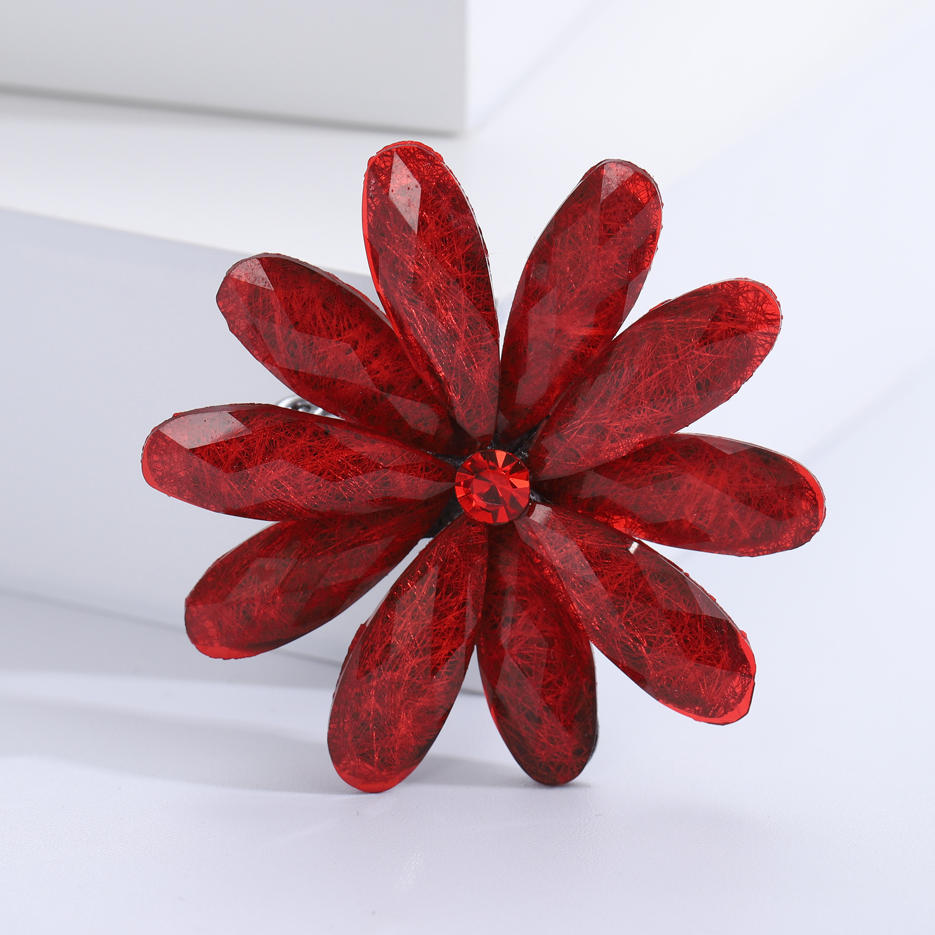 17g Weight Acrylic Inlay Material Brooches Classification Casual, Holiday, Banquet Occasion Alloy Material Flower Pattern All Seasons Season Women's Gender Inlay Design Simple Style Style Simple Style Pin Flower Alloy Inlay Acrylic Women's Brooches 24