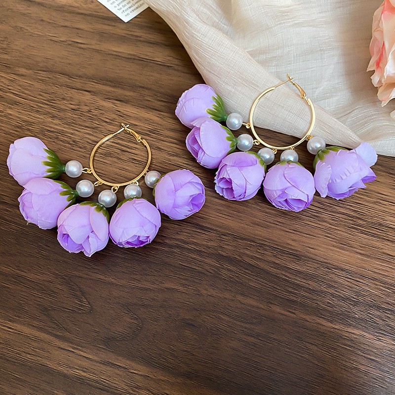 Pendientes de borla de flores de tela de aguja de plata Pendientes de estilo de vacaciones junto al mar