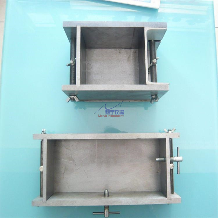 120/240 新标准砌墙砖试模 一次成型试模组装后 用润滑油进行抹刷