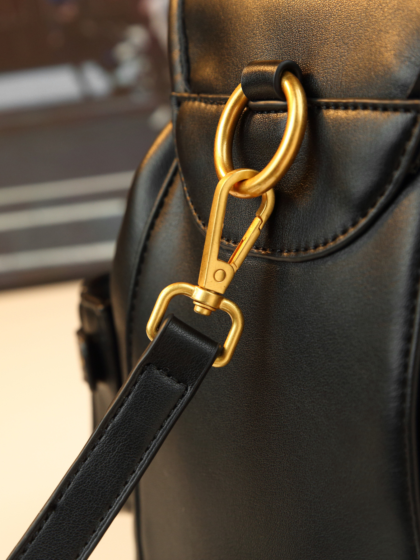 Borsa a mano retrò con lucchetto borchiato, media, multifunzionale, da donna, a tracolla, zaino da pendolare, in pelle PU con cerniera_voghion.com
