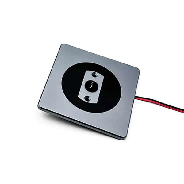 Single magnetic wall charger