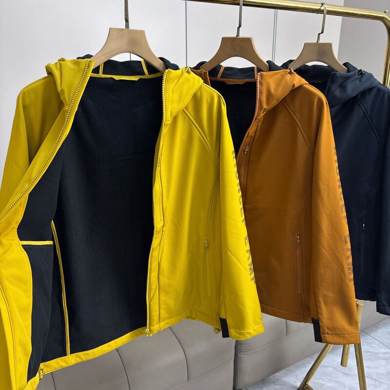 Bargain find~Three-proof outdoor jacket! Men's autumn outdoor hooded fleece-lined thickened soft shell jacket, trendy Bargain find~Three-proof outdoor jacket! Men's autumn outdoor hooded fleece-lined thickened soft shell jacket, trendy