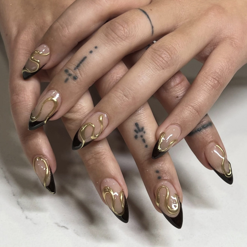 3D Golden Artistic Line Magic Mirror Powder Nail Art Wearable Nail Tips French Black Wearable False Nail Tips Wholesale