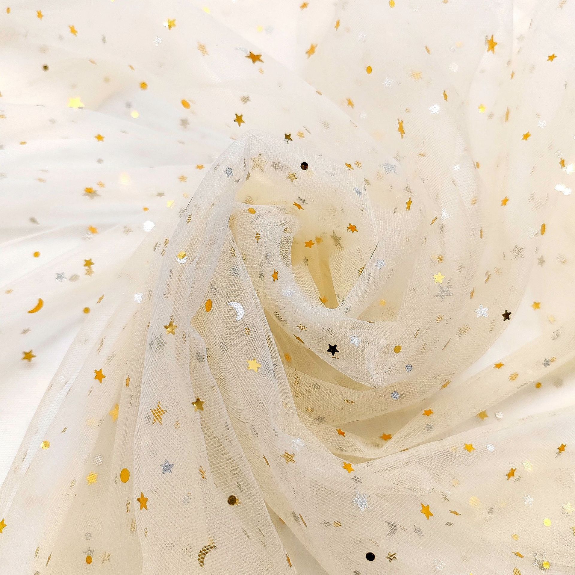 Nuevo 1.5m punzonado malla estrella y luna tela de malla hermosa tela de malla mano canasta de flores decoración dura y suave puede ser ajustada