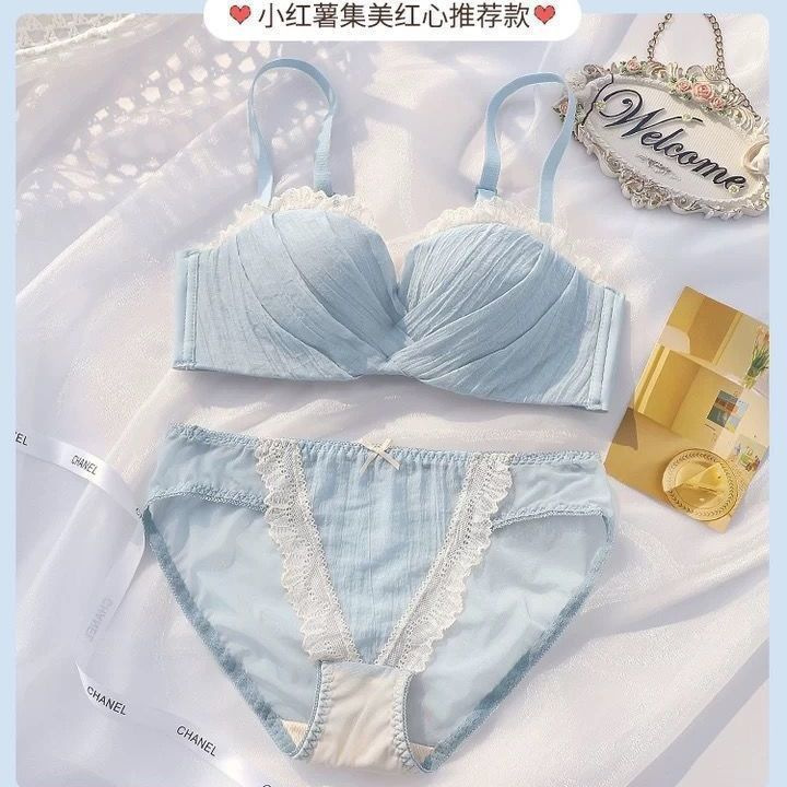 Underwear Women's Small Chest Thickened Push-up Sexy Lace Strapless Anti-slip Top-up Adjustable Student Bra Set