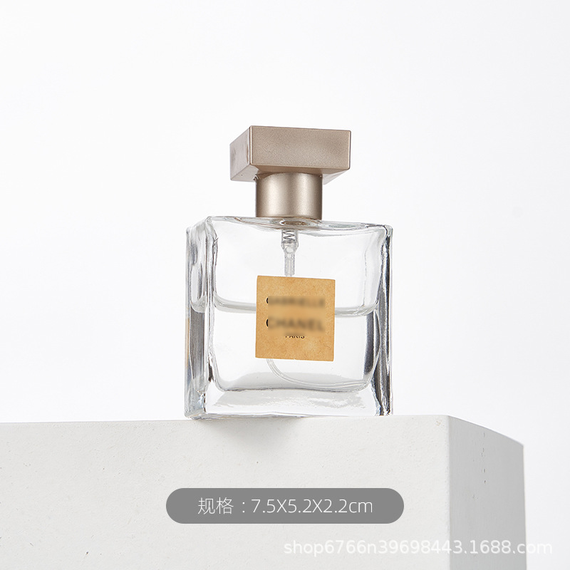 Botellas de perfume al por mayor en stock, botellas de repuesto de perfume de 30 ml, botellas de vidrio vacías de alta gama de gran capacidad de 50 ml