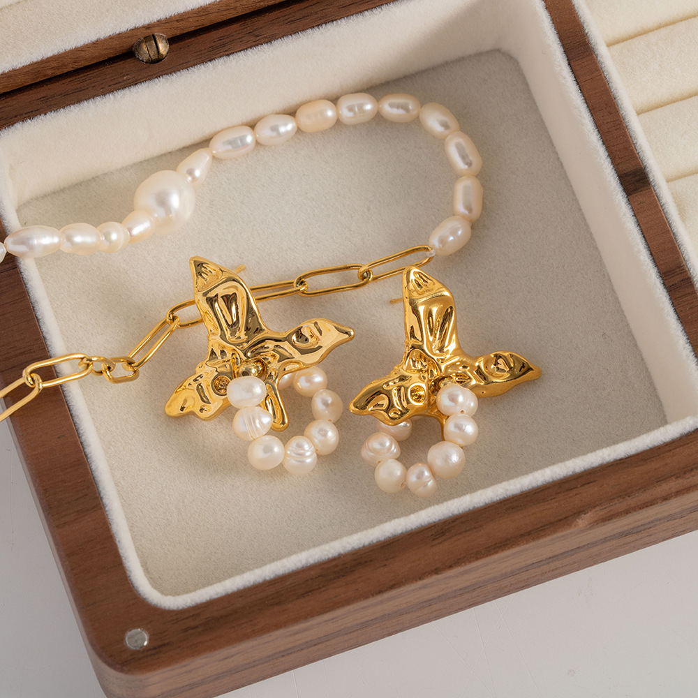 Retro Flower Copper Gold Plated Pearl Earrings 1 Pair