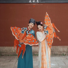 中式汉服婚纱摄影道具古装秀禾影楼拍照写真古风创意造型手拿风筝