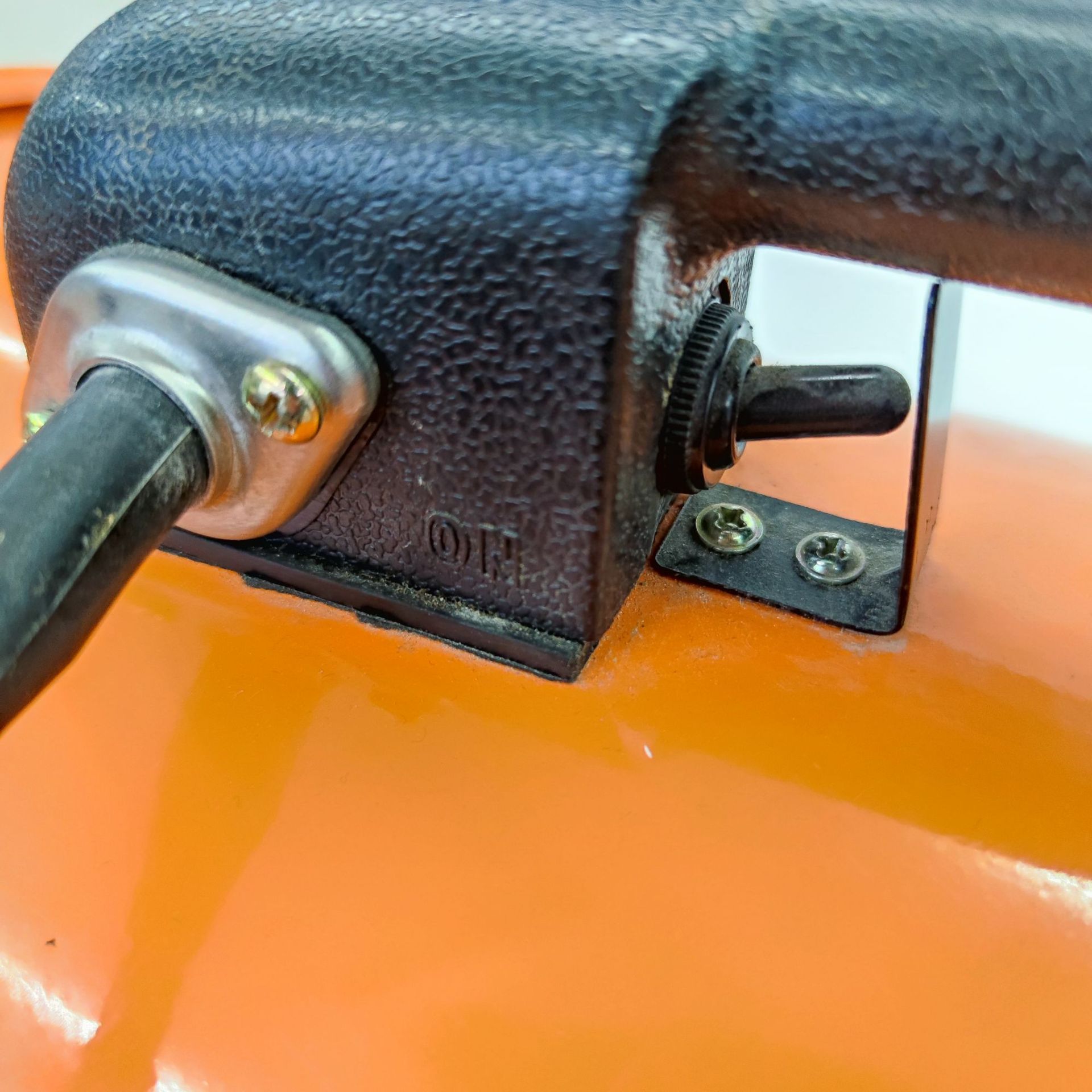 c9ba162bf31824795e4b514435a523