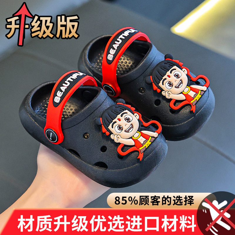 Niños Nezha zapatillas de verano para niños antideslizantes domésticos de dibujos animados para bebés con suela suave para niños pequeños zapatos de agujero de cabeza