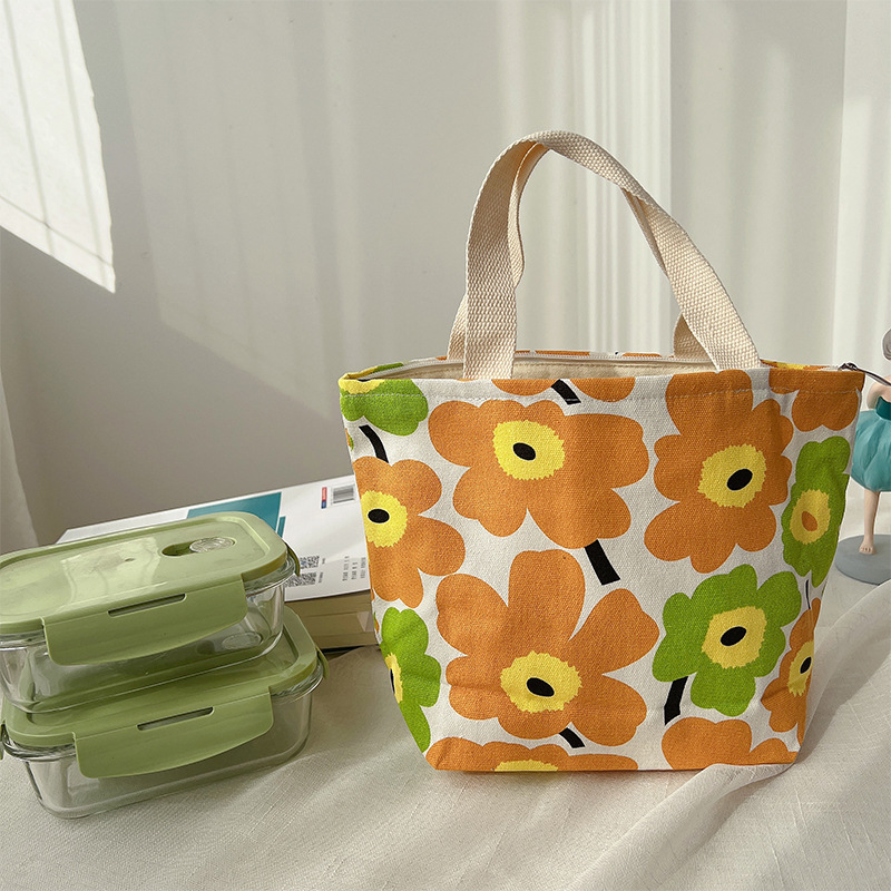 Verde Esmeralda flor amarilla