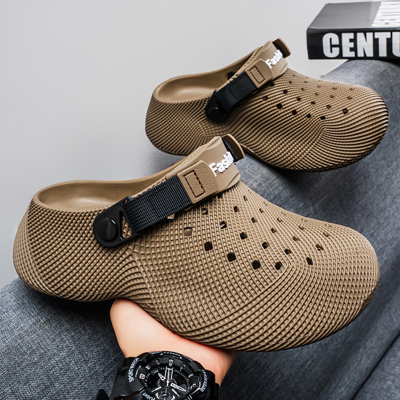 New Style Non-Slip Outdoor Clogs with 3D Texture, Eva Thick-Soled Sandals with a Soft Stepping Feel, Slip-On Beach Shoes and Slippers
