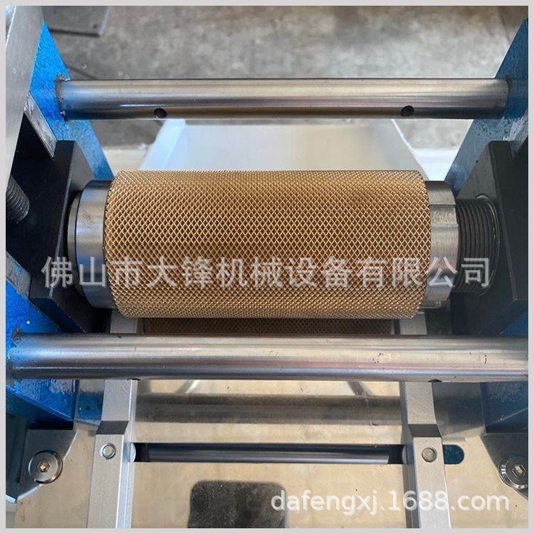 ����ֱ���Զ�Ƥ��ѹ����������ӡ����������Ƥ���豸С��