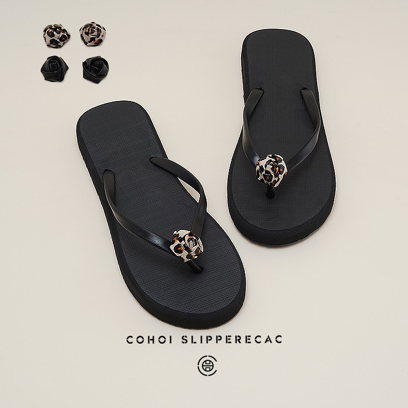 Beach Shoes Women's Thick-Soled Flower Ins Style Non-Slip Flip-Flops Outer Wear 2025 Summer Beach Shoes Women's Thick-Soled Flowers